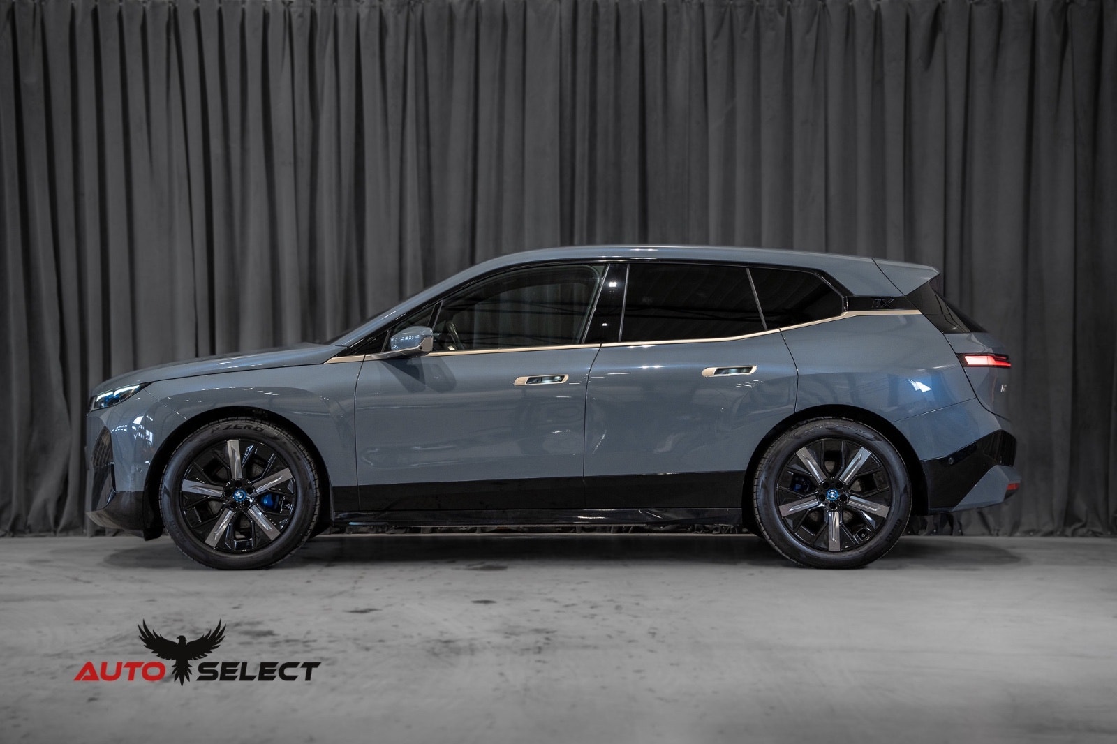 BMW iX xDrive50, 524hk, 2022