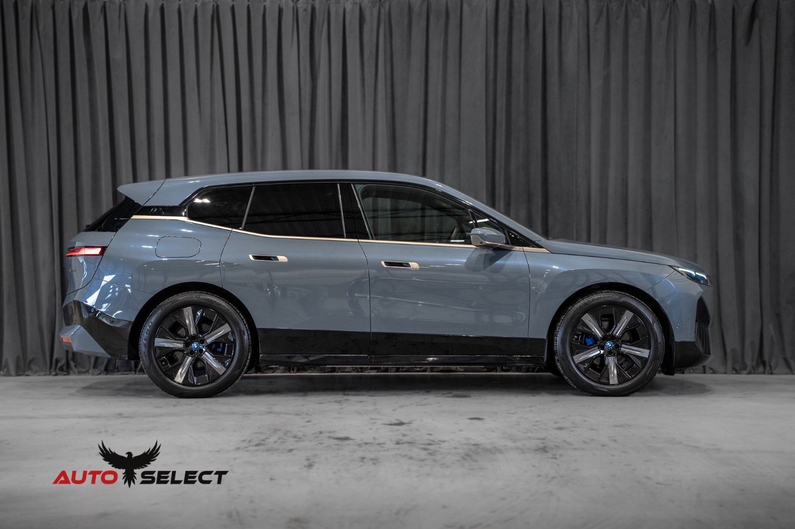 BMW iX xDrive50, 524hk, 2022
