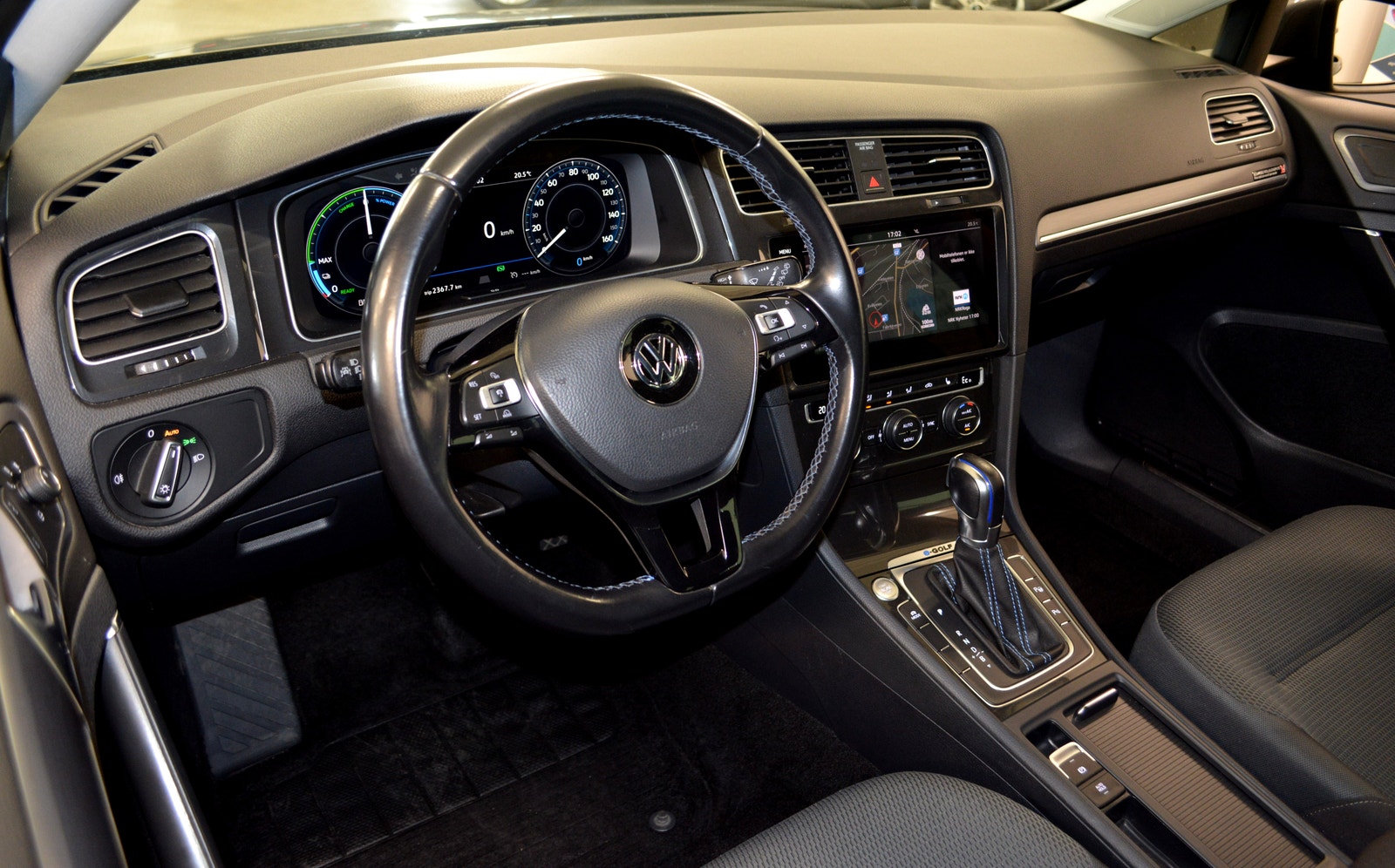 Volkswagen e-Golf, 136hp, 2018