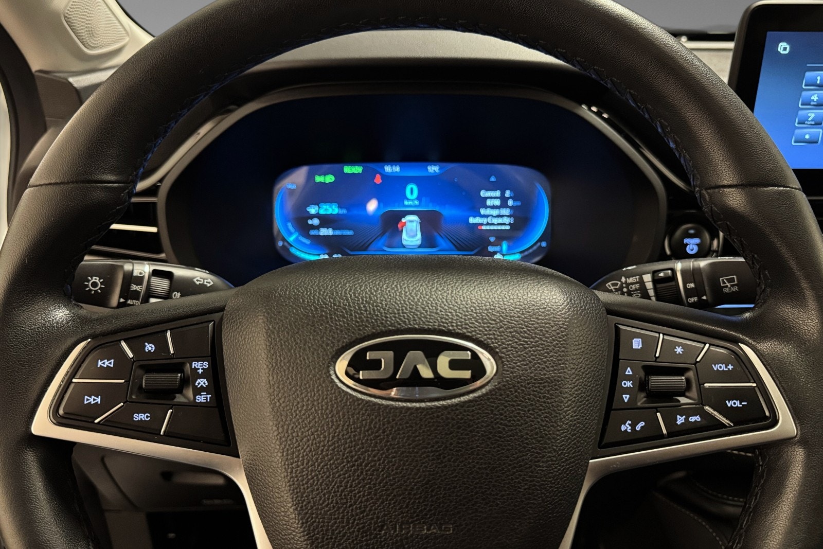 JAC e-JS4, 193hp, 2022