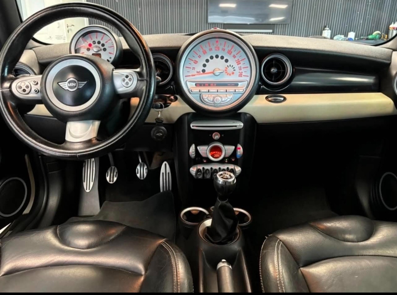 MINI Cooper S Manual, 6-trins, 174ps, 2010