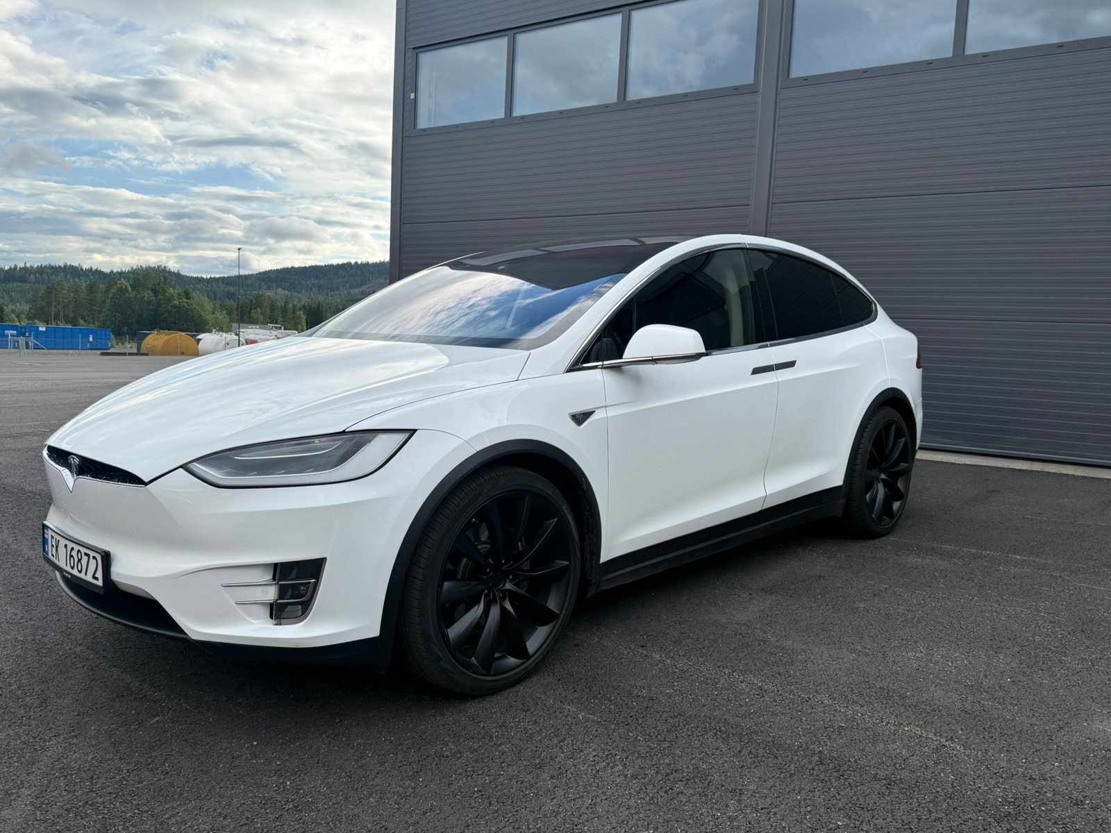 Tesla Model X 90D, 423ps, 2016