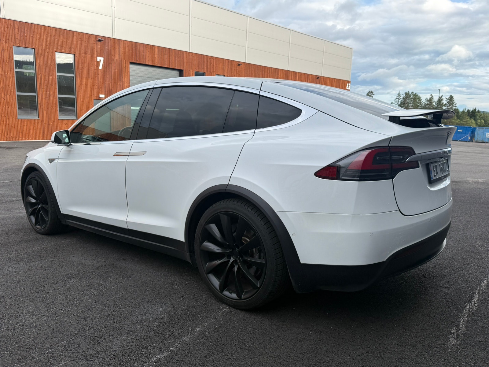 Tesla Model X 90D, 423ps, 2016