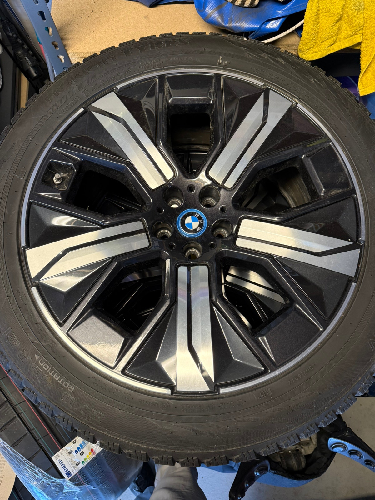 BMW iX xDrive50, 524hk, 2022