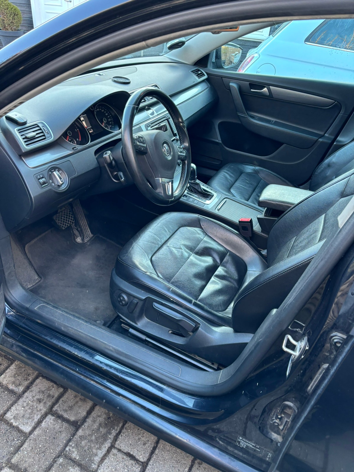 Volkswagen Passat Variant 2.0 TDI DPF BMT DSG Sequential, 140hp, 2014