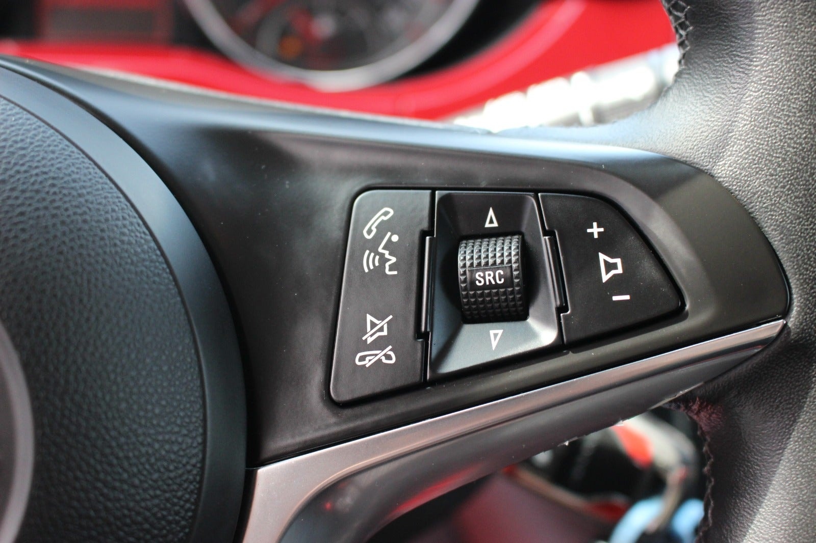 Opel Adam 1.2 Manual, 70hp, 2013
