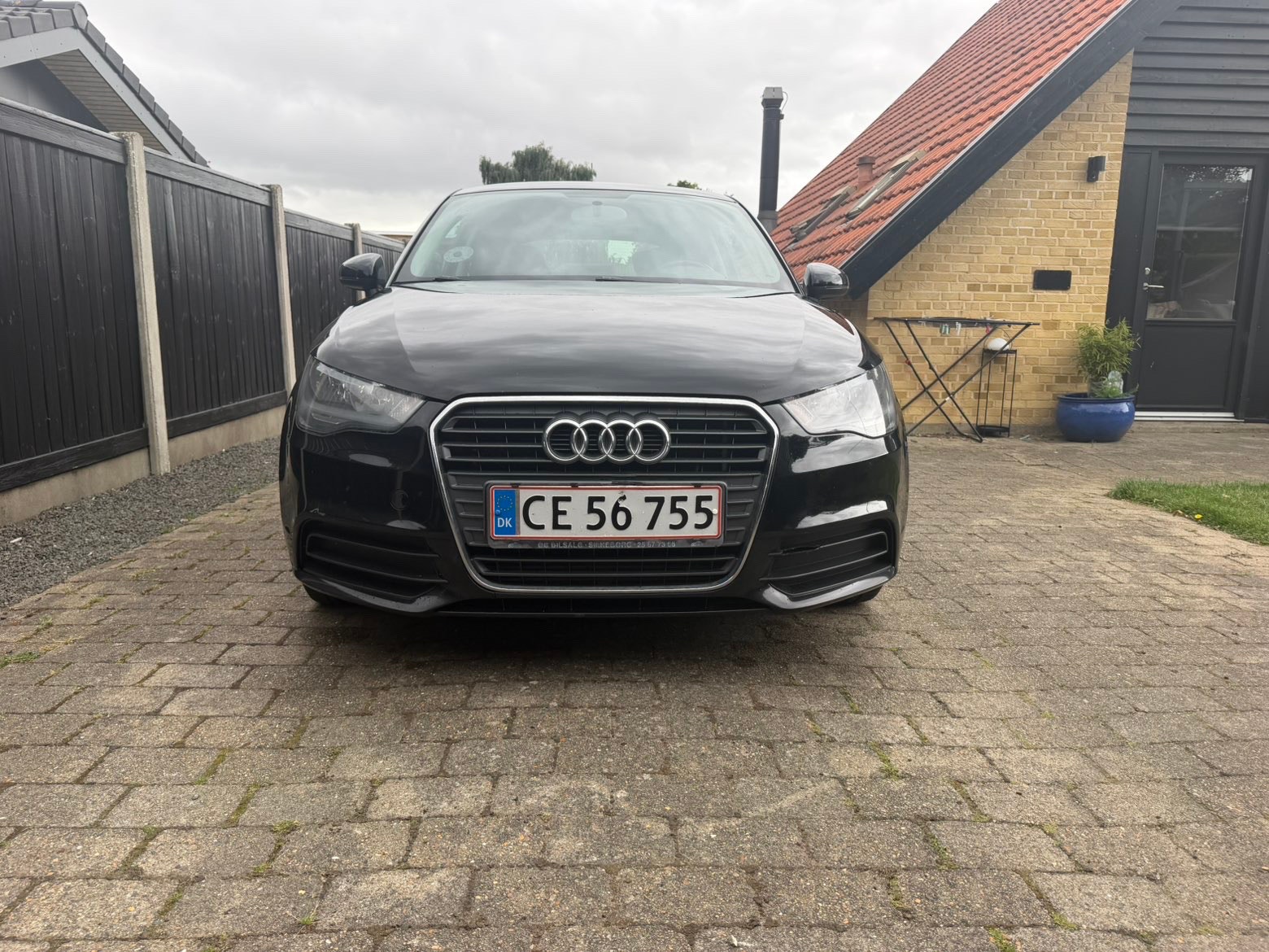Audi A1 1.6 TDI  Manual, 5-trins, 105ps, 2012