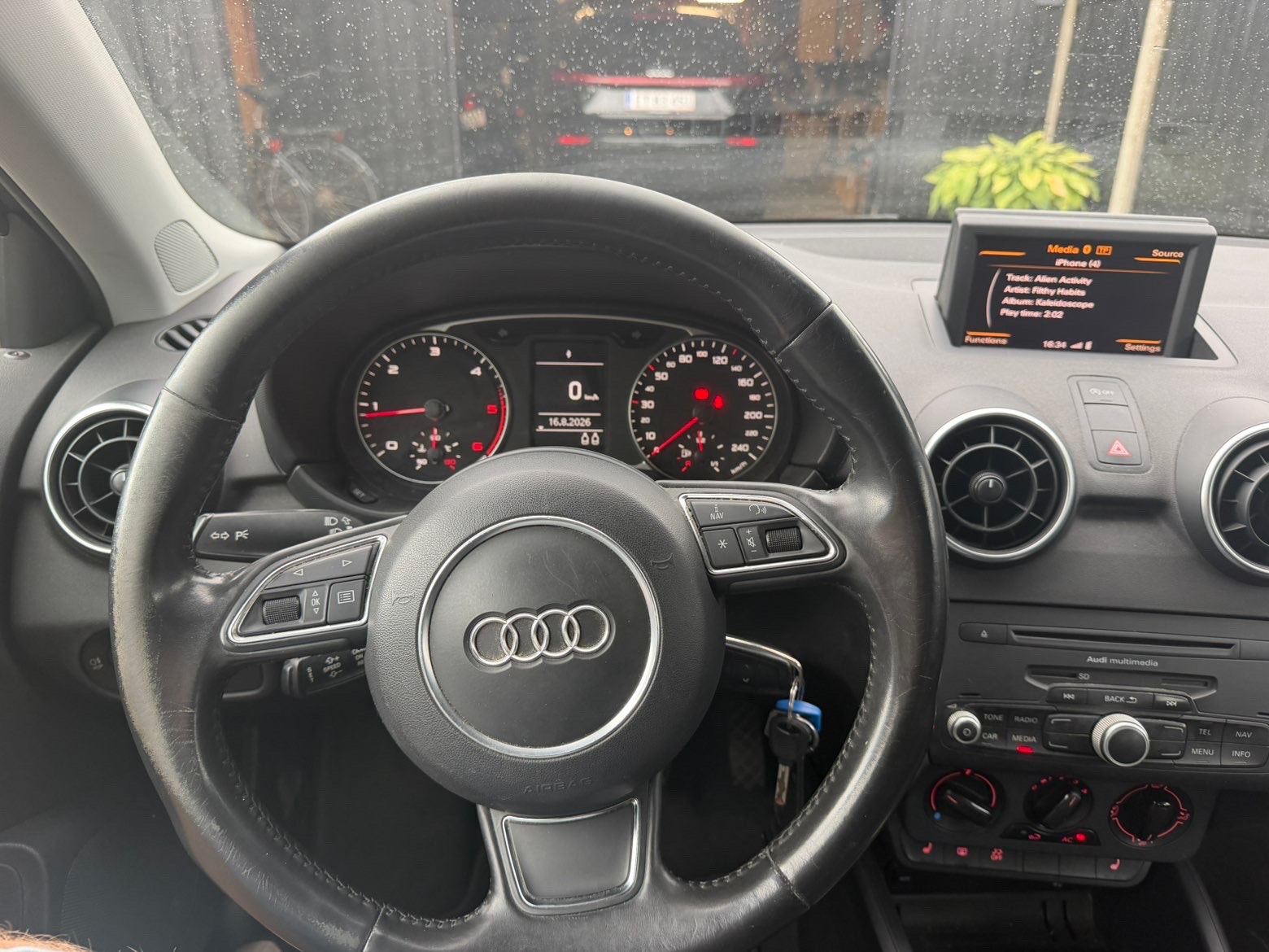 Audi A1 1.6 TDI  Manual, 5-trins, 105ps, 2012