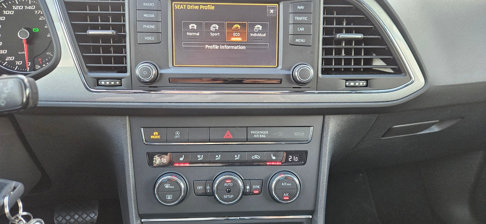 SEAT León SC 2.0 TDI DSG Sequential, 184hp, 2014