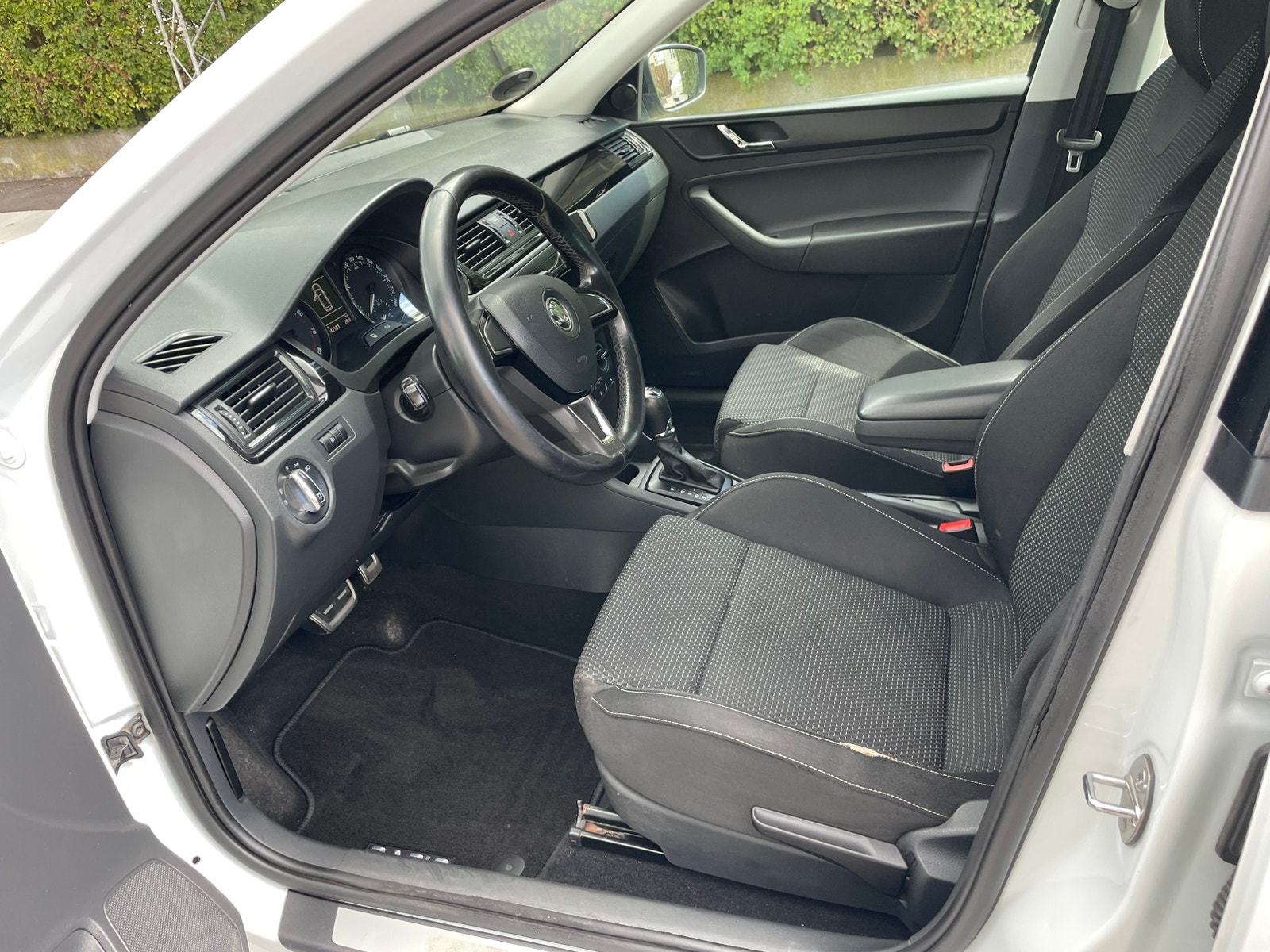Škoda Rapid Spaceback 1.4 TSI DSG Sequential, 122hp, 2015