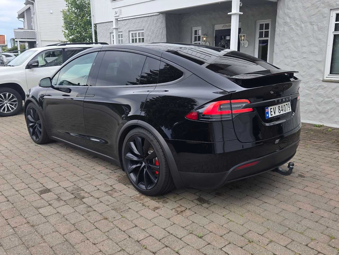 Tesla Model X Long Range, 423ps, 2019
