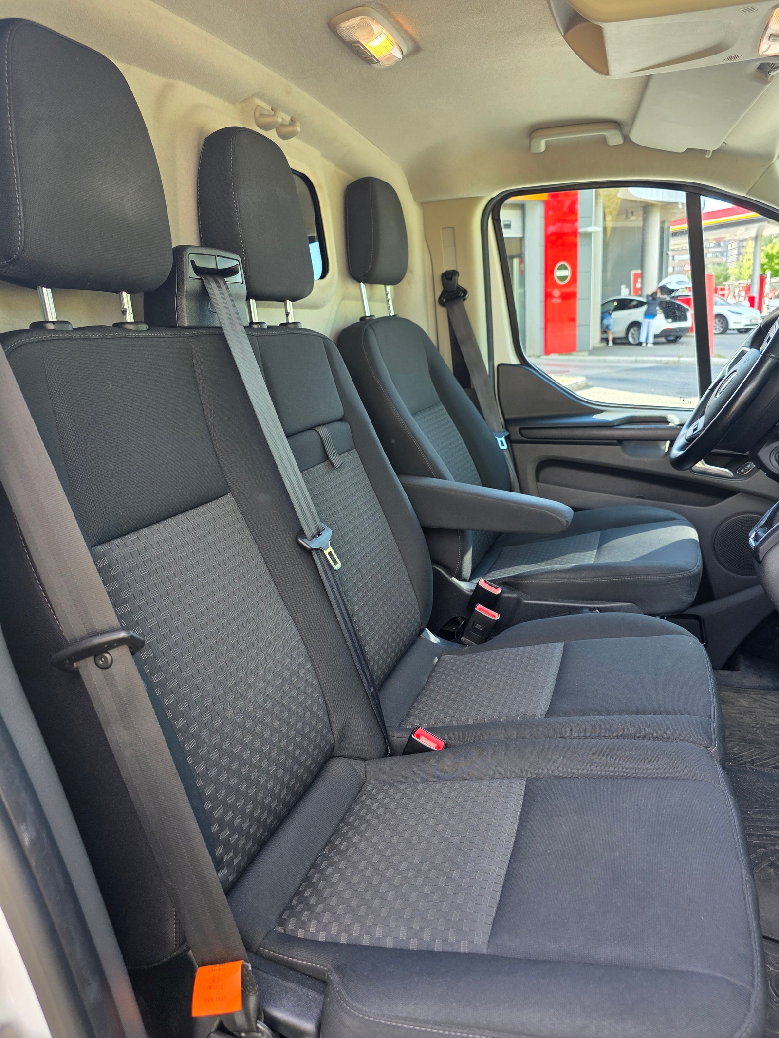 Ford Transit Custom 300 2.0 EcoBlue SelectShift, 130hp, 2021