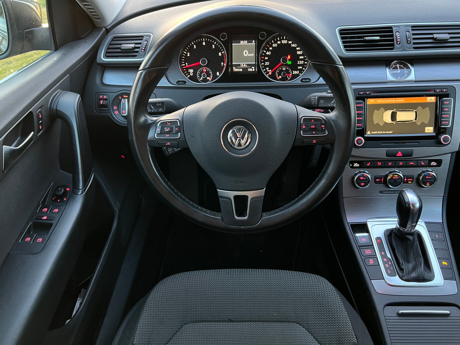 Volkswagen Passat Variant 2.0 TSI DSG Sequential, 211hp, 2012