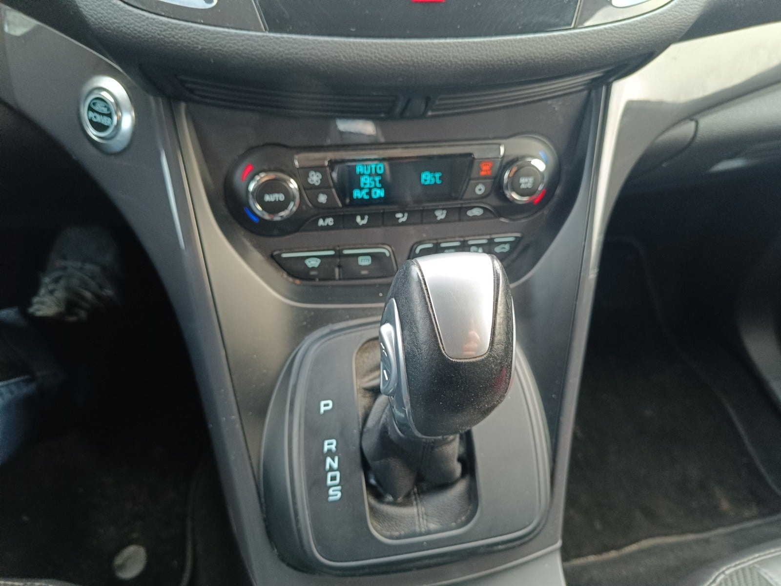 Ford Kuga 2.0 TDCi AWD Powershift 6, 6-trins, 163ps, 2013