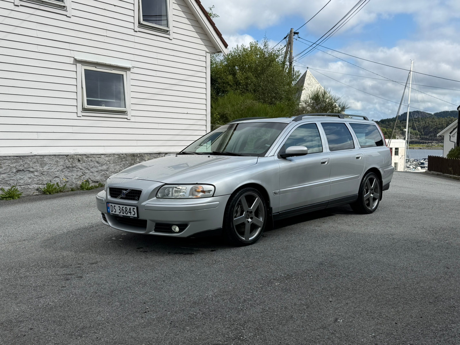 Volvo V70 (NA) R Manuell, 300hk, 2004
