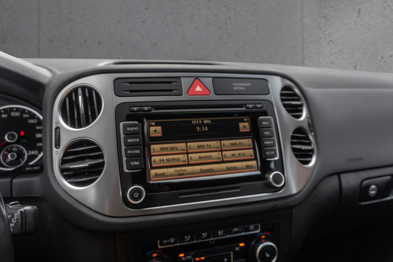 Volkswagen Tiguan 2.0 TDI DPF 4Motion DSG sekvensiell, 7-trinn, 140hk, 2011