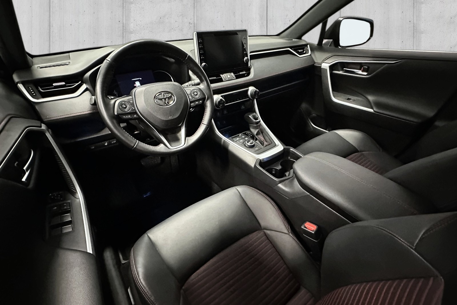 Toyota RAV4 Plug-in Hybrid E-CVT, 306hp, 2021