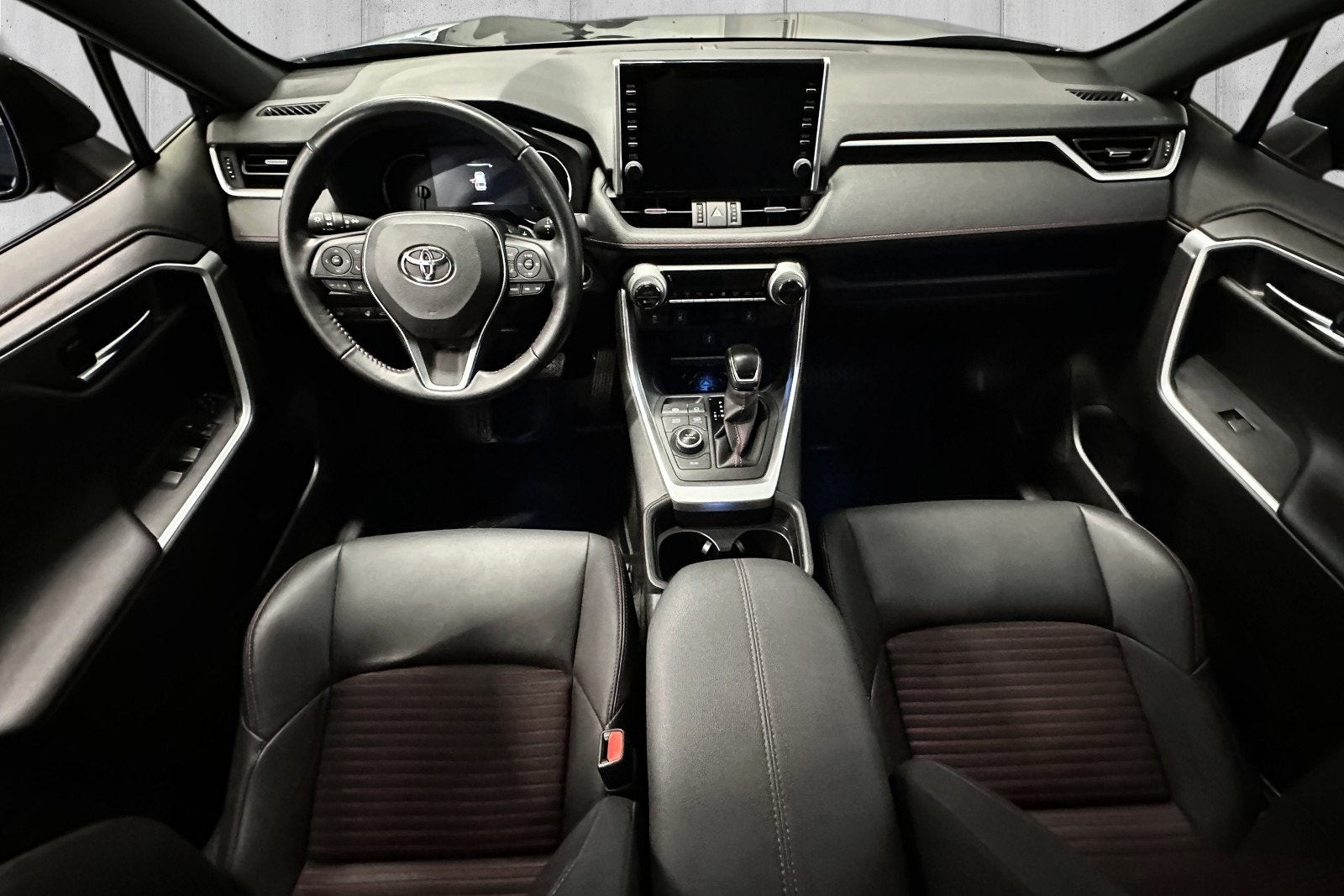 Toyota RAV4 Plug-in Hybrid E-CVT, 306hp, 2021