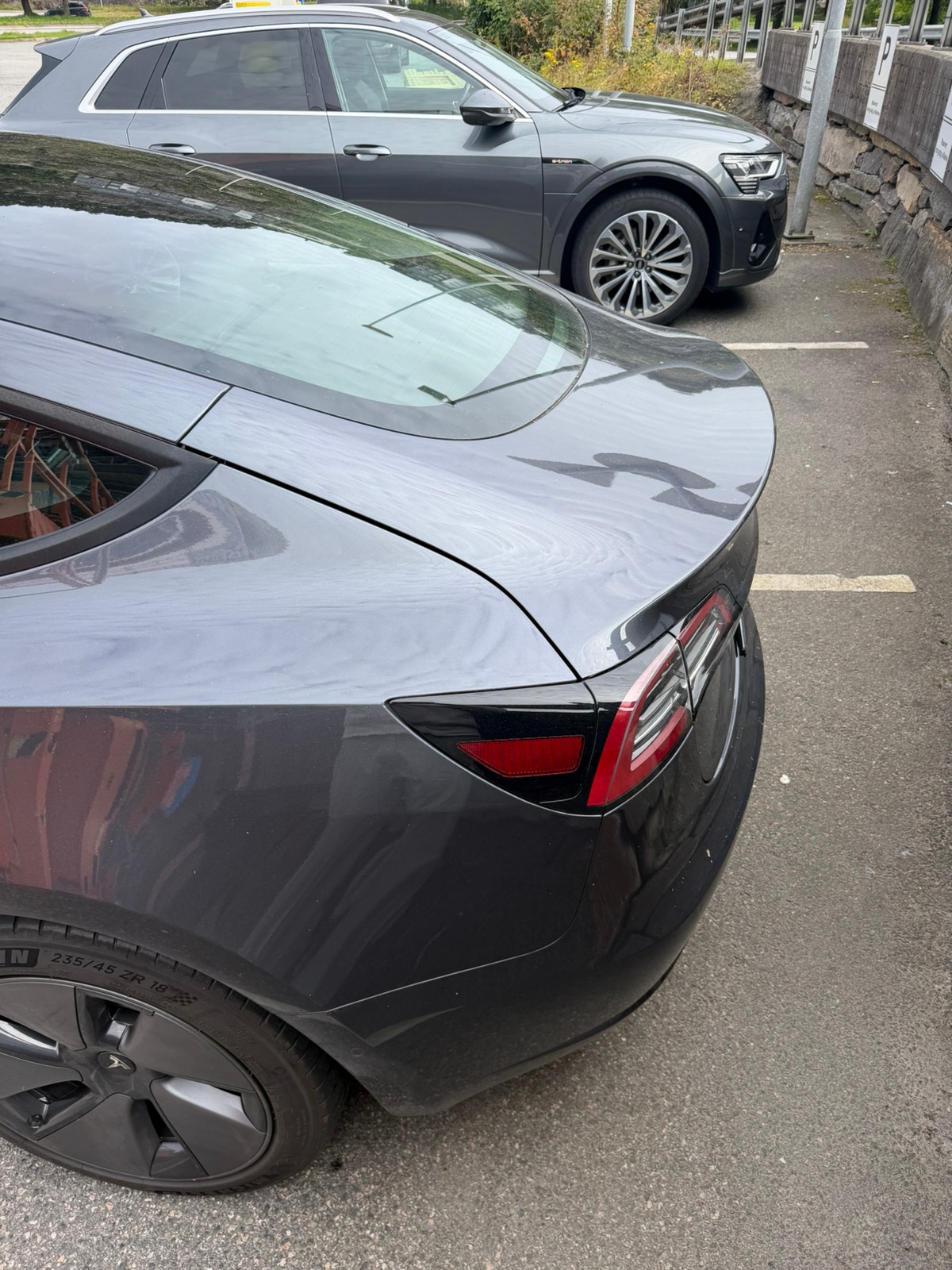 Tesla Model 3 Standard Range, 283ps, 2022