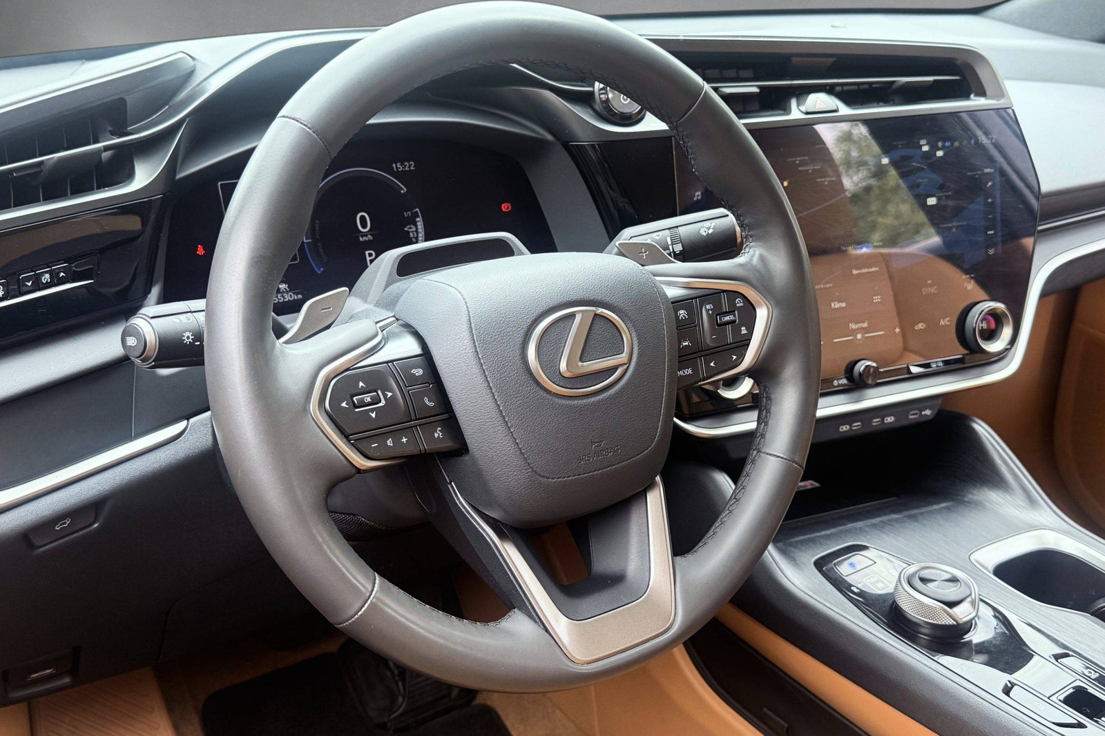 Lexus RZ 300e, 204ps, 2024