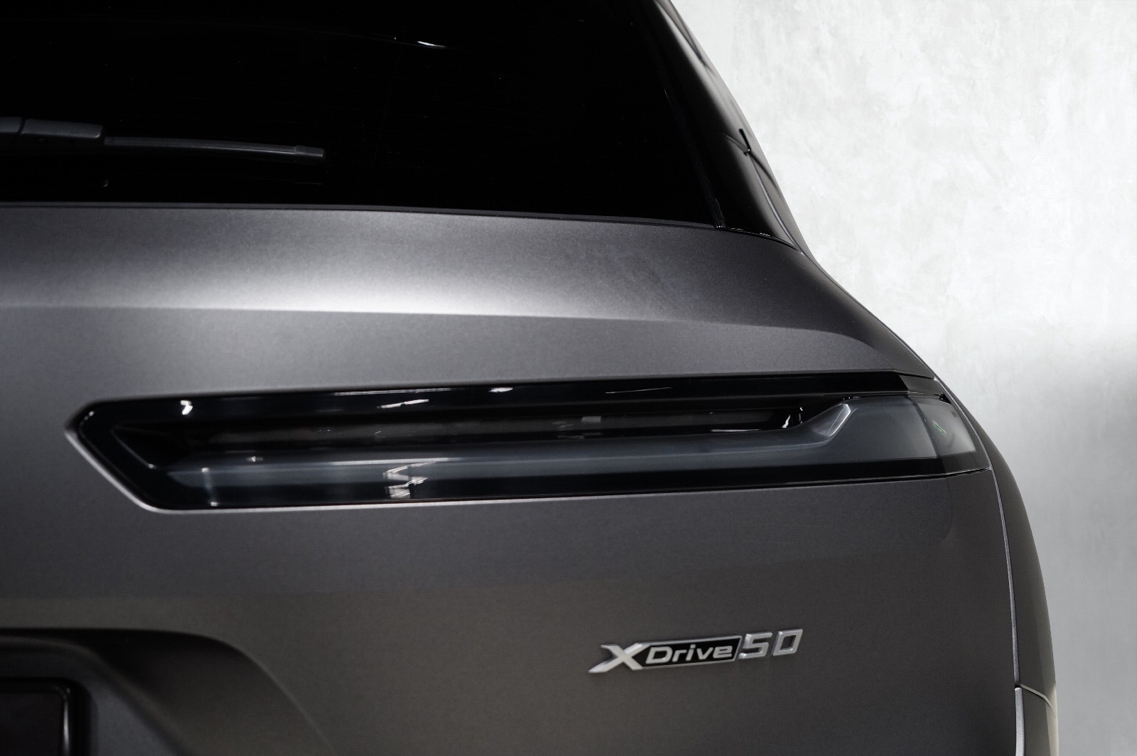BMW iX xDrive50, 524ps, 2022