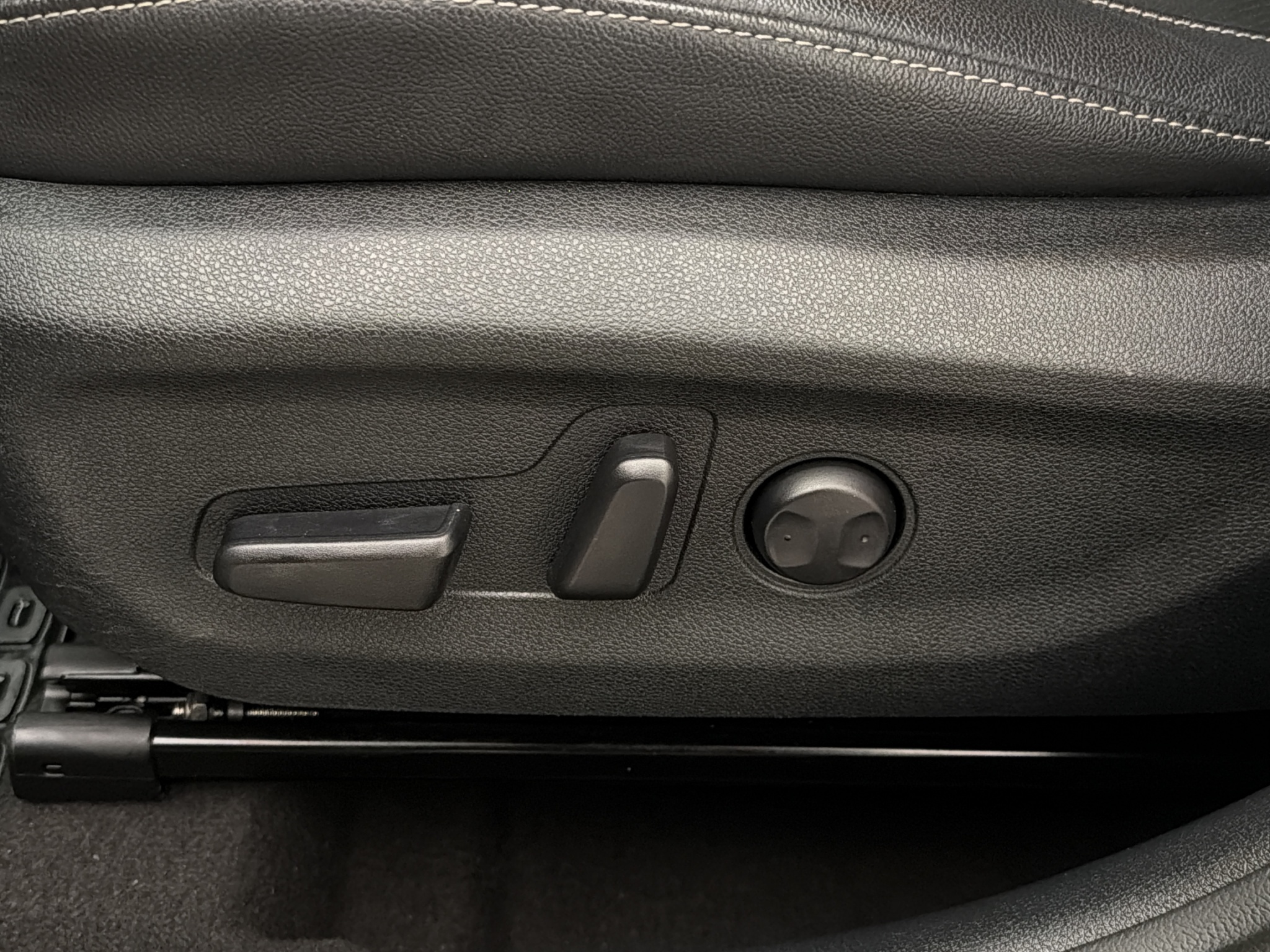 Kia Niro P-HEV DCT, 141hk, 2020