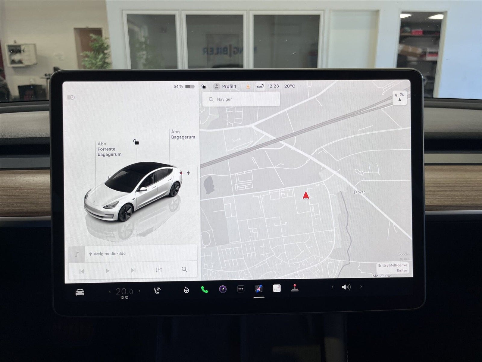 Tesla Model 3 Standard Range, 283hk, 2023
