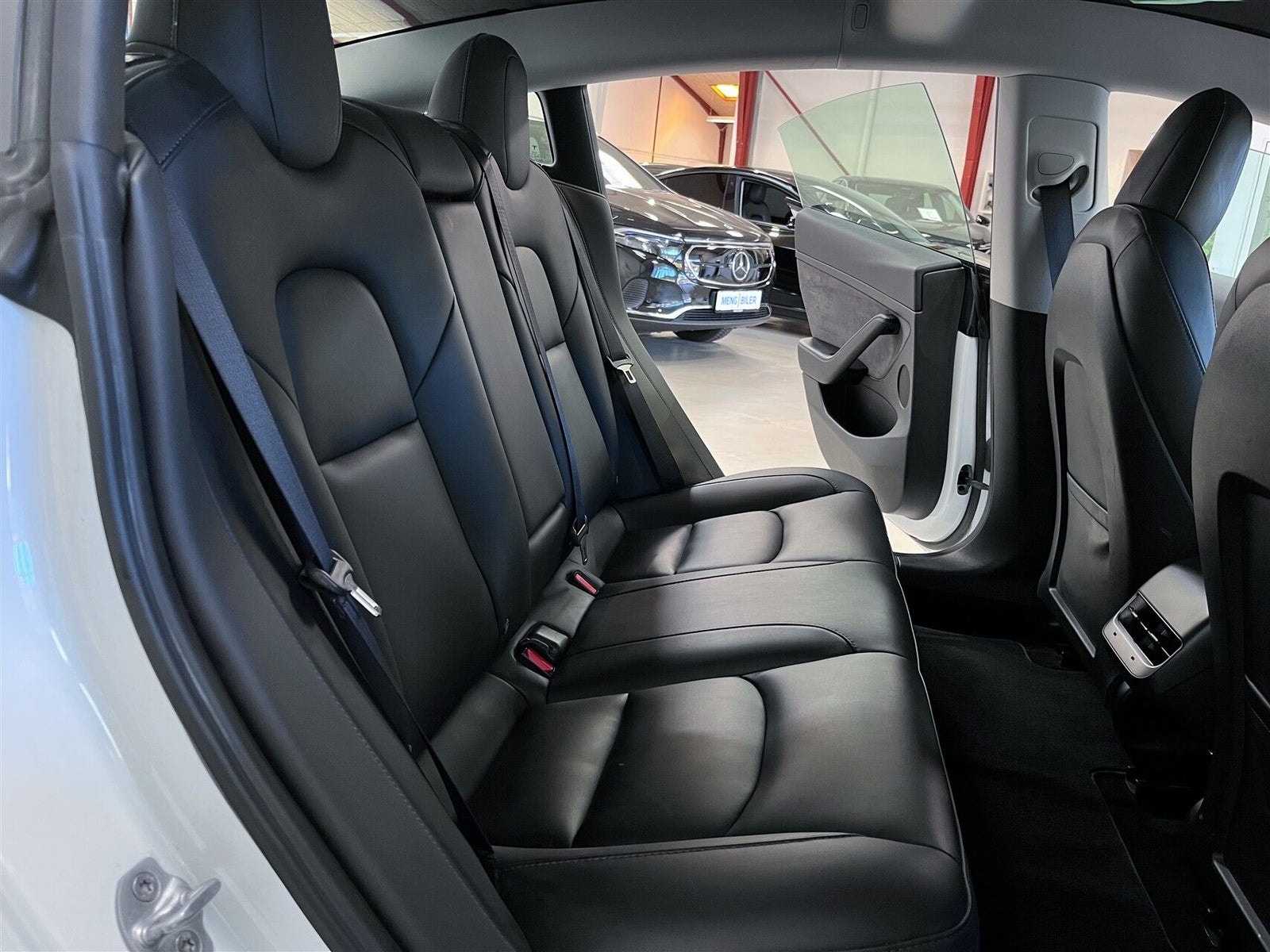 Tesla Model 3 Standard Range, 283hk, 2023