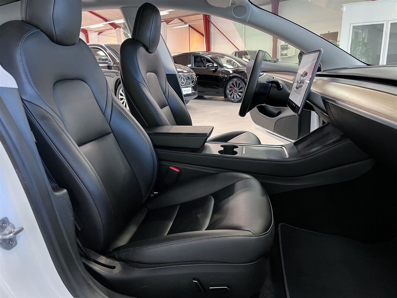 Tesla Model 3 Standard Range, 283hk, 2023