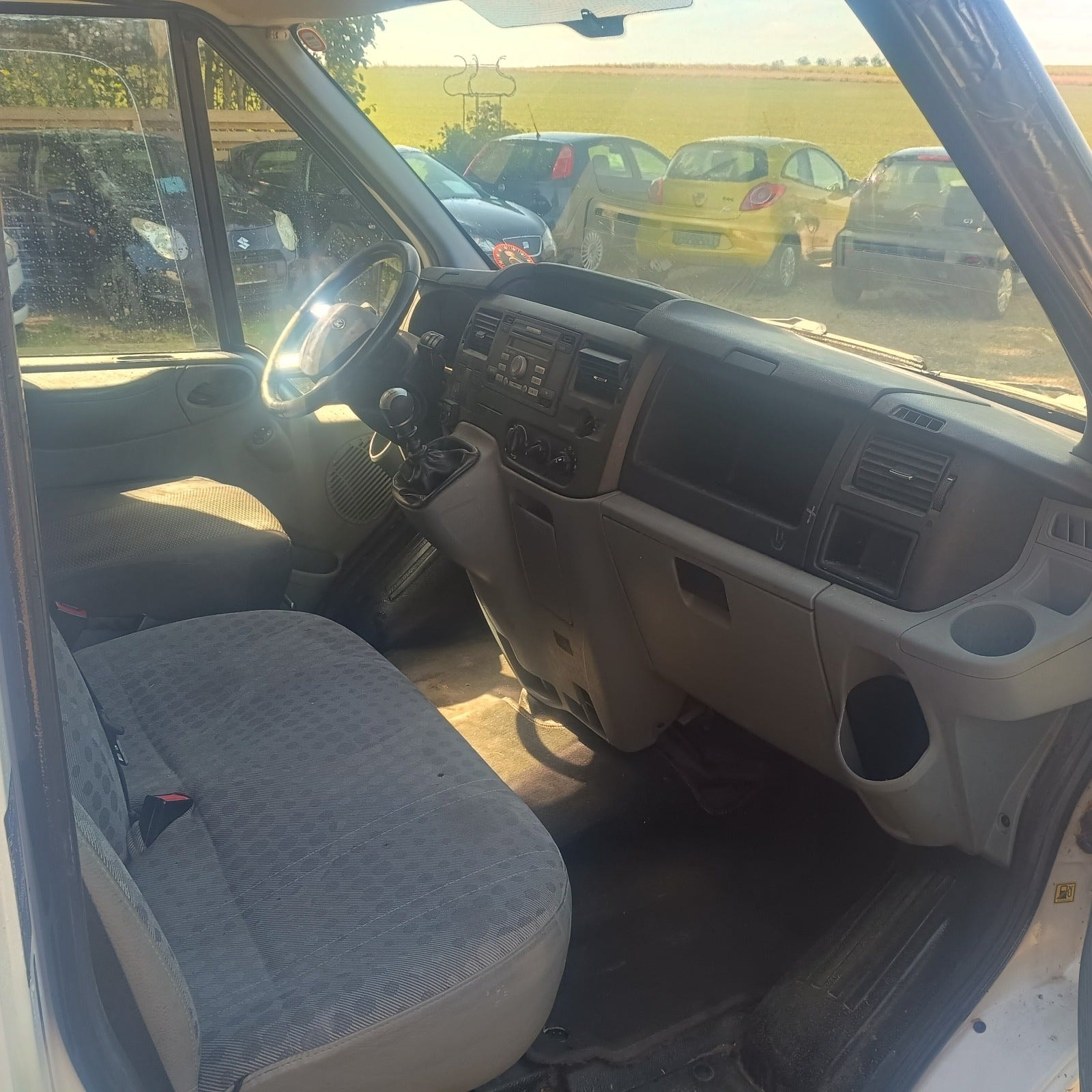 Ford Transit T300 2.2 TDCi Manual, 6-trins, 125ps, 2012