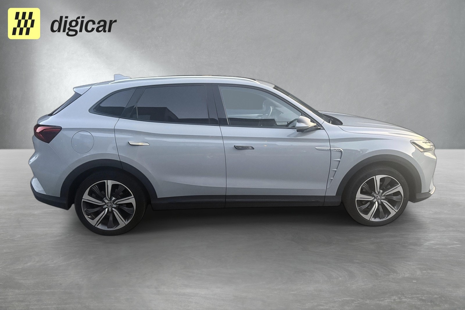 MG Marvel R Automatic, 180hp, 2022