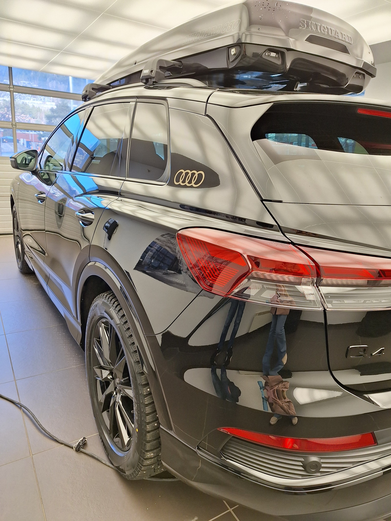 Audi Q4 55 e-tron quattro, 340ps, 2024