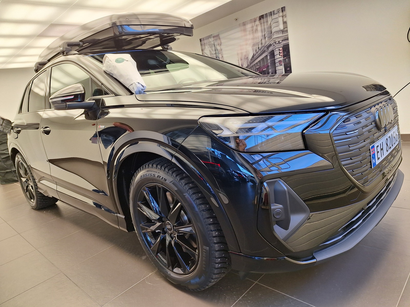 Audi Q4 55 e-tron quattro, 340ps, 2024