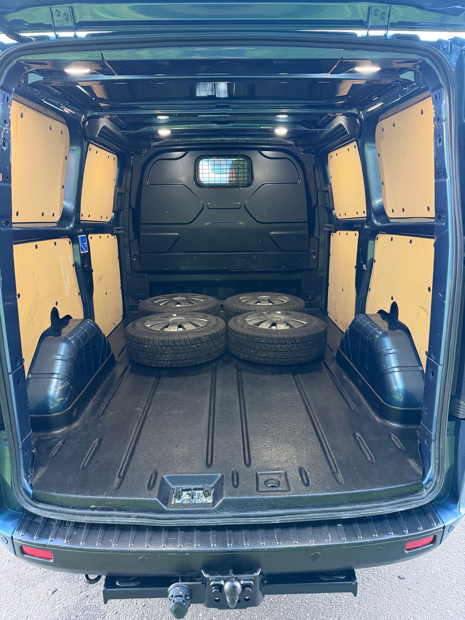 Ford Transit Custom 300 2.0 EcoBlue SelectShift, 6-trinn, 130hk, 2021