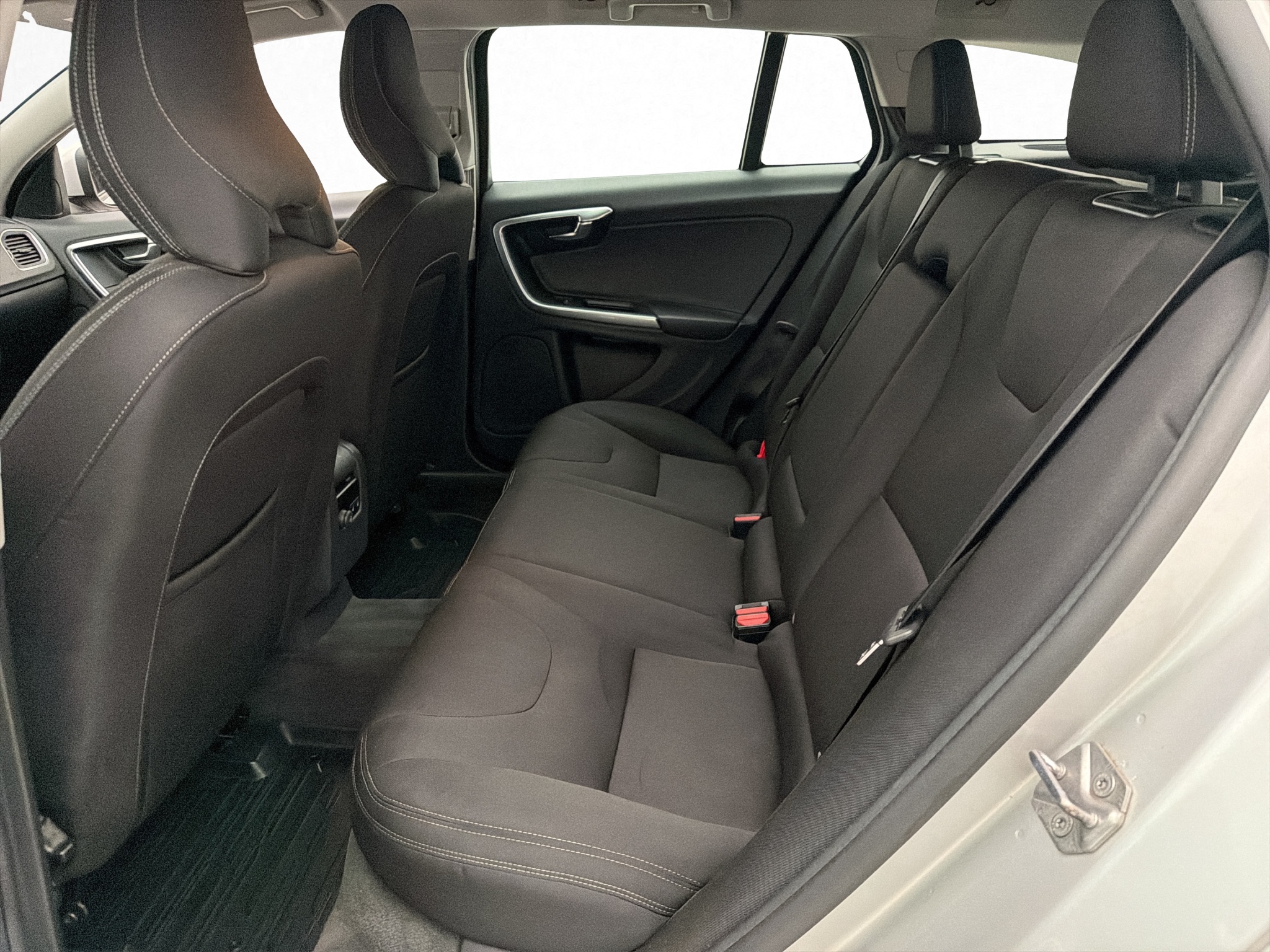 Volvo V60 T3 Manual, 152hp, 2017