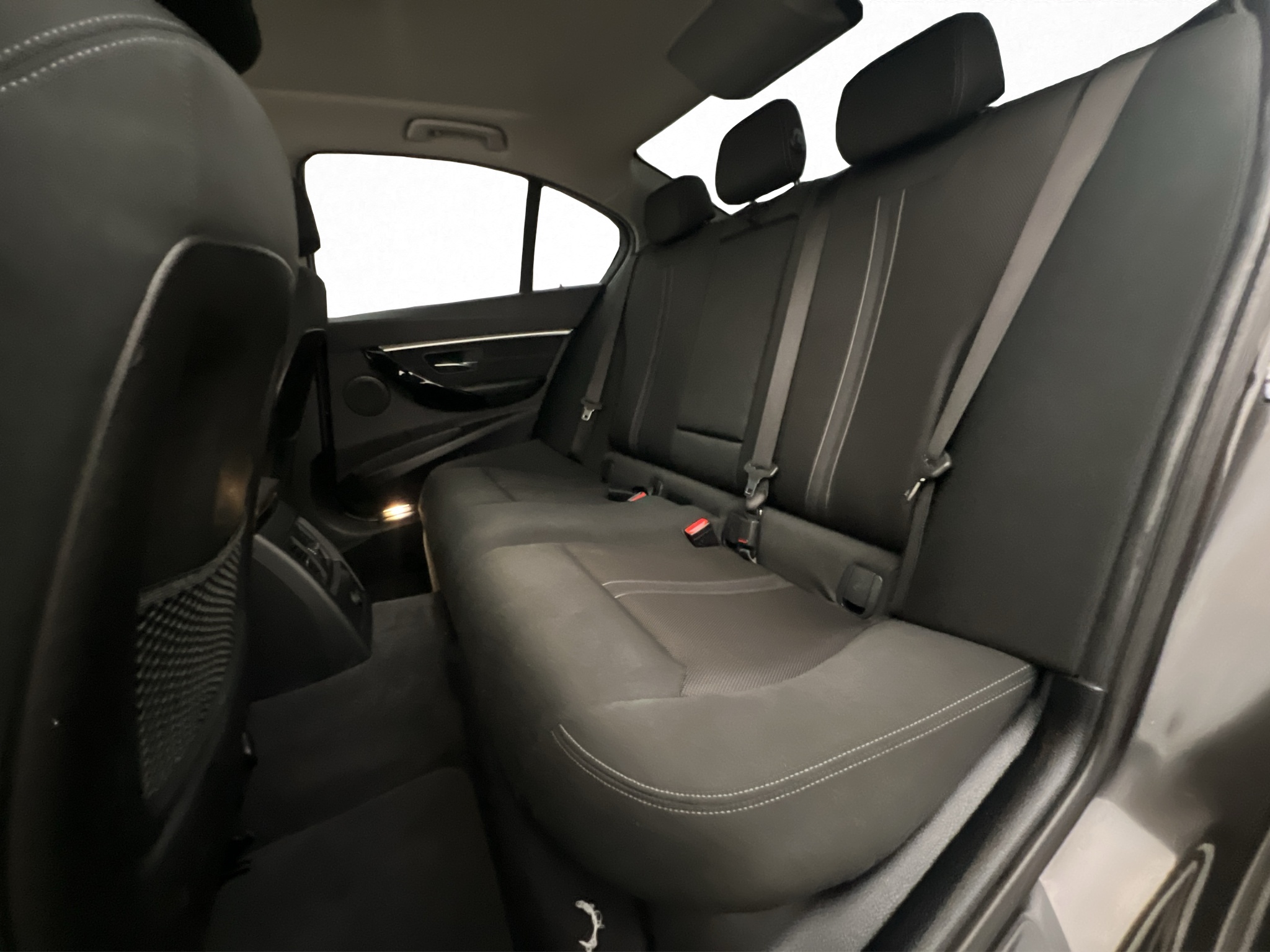 BMW 330e Sedan Steptronic, 252hp, 2016