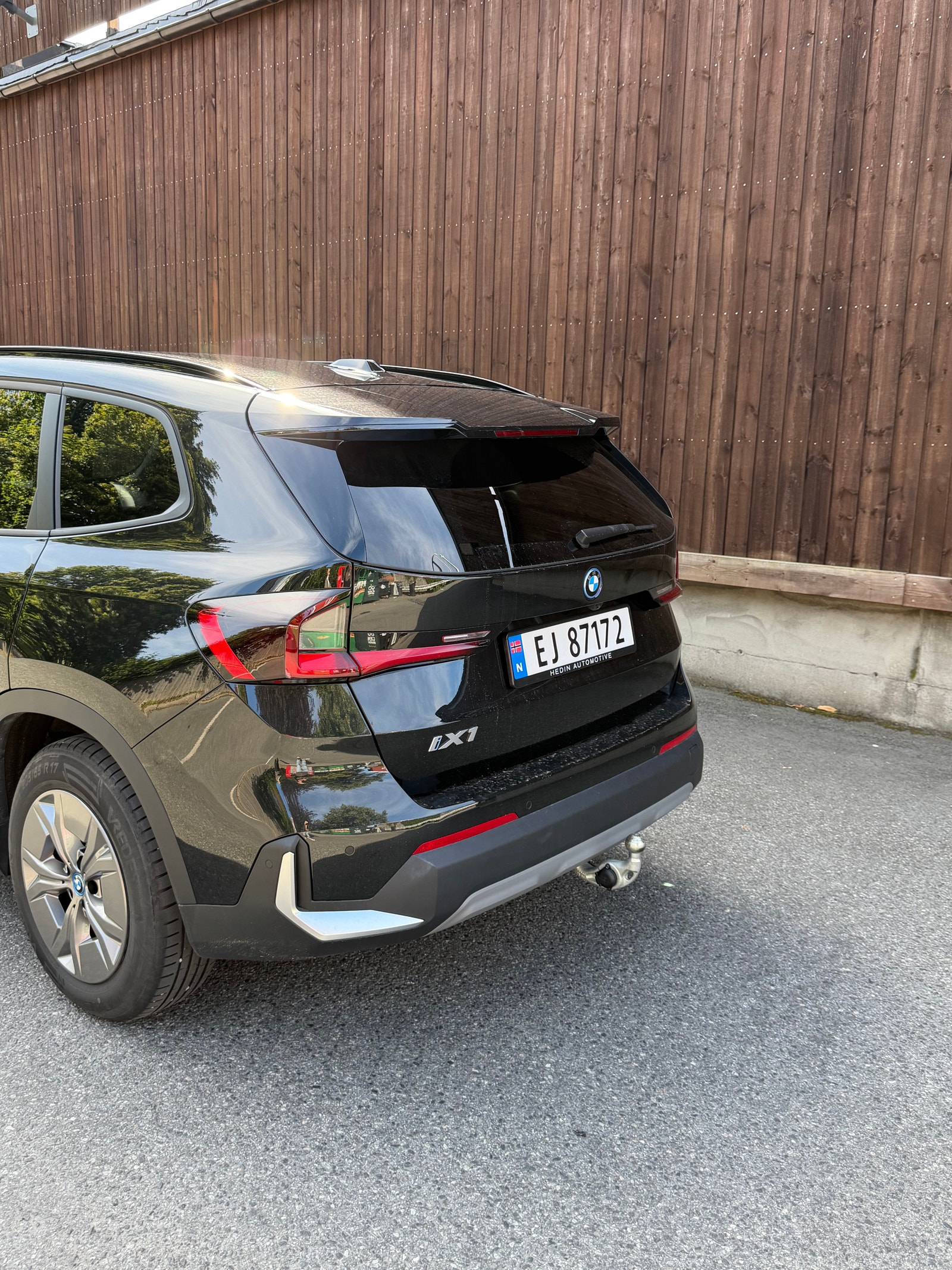 BMW iX1 eDrive20, 204ps, 2024