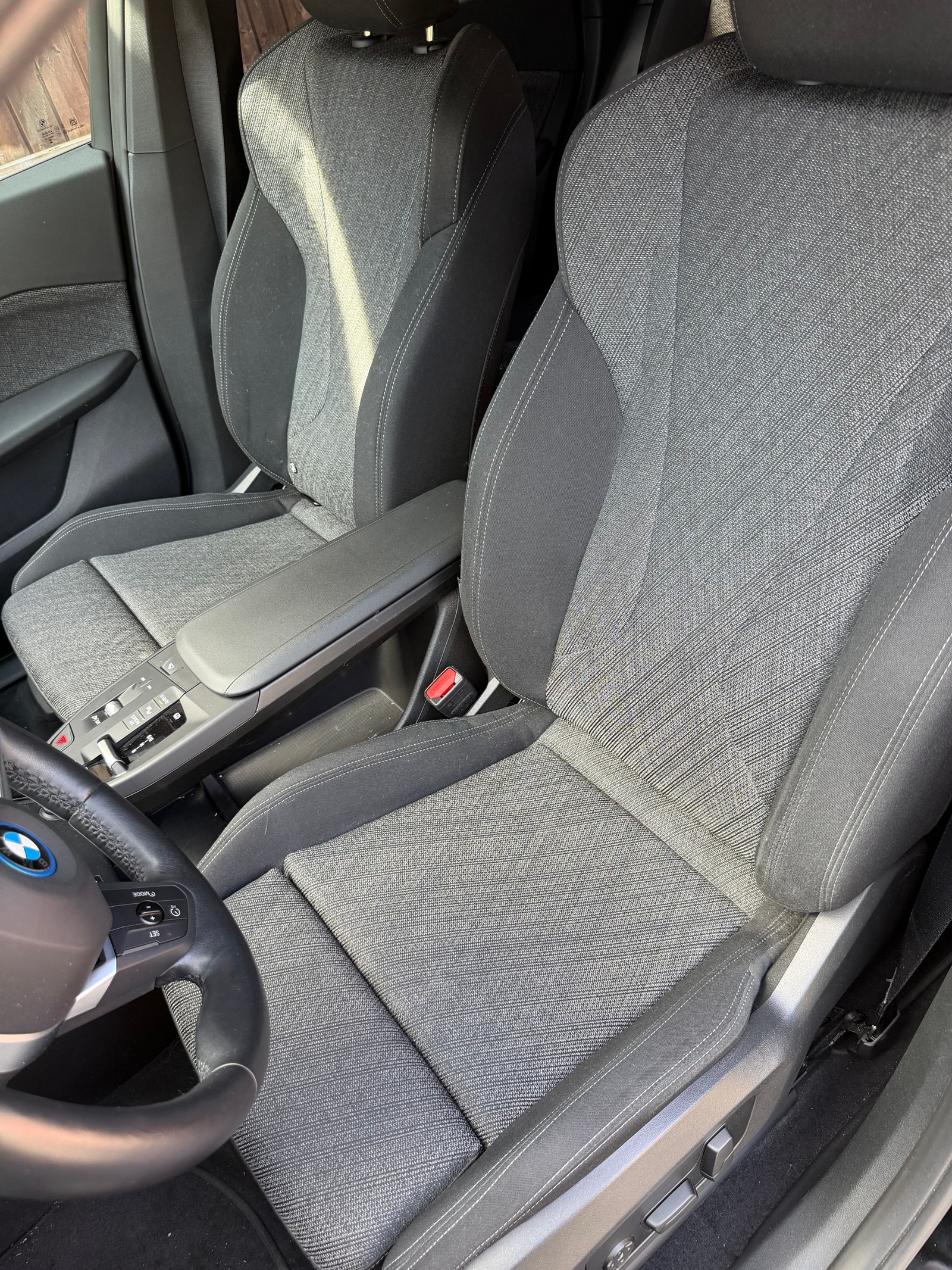 BMW iX1 eDrive20, 204ps, 2024