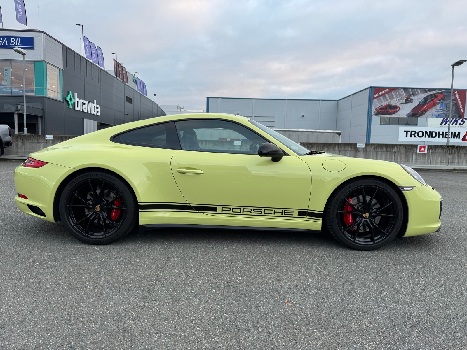 Porsche 911 Carrera 4S PDK, 7-trins, 420ps, 2017