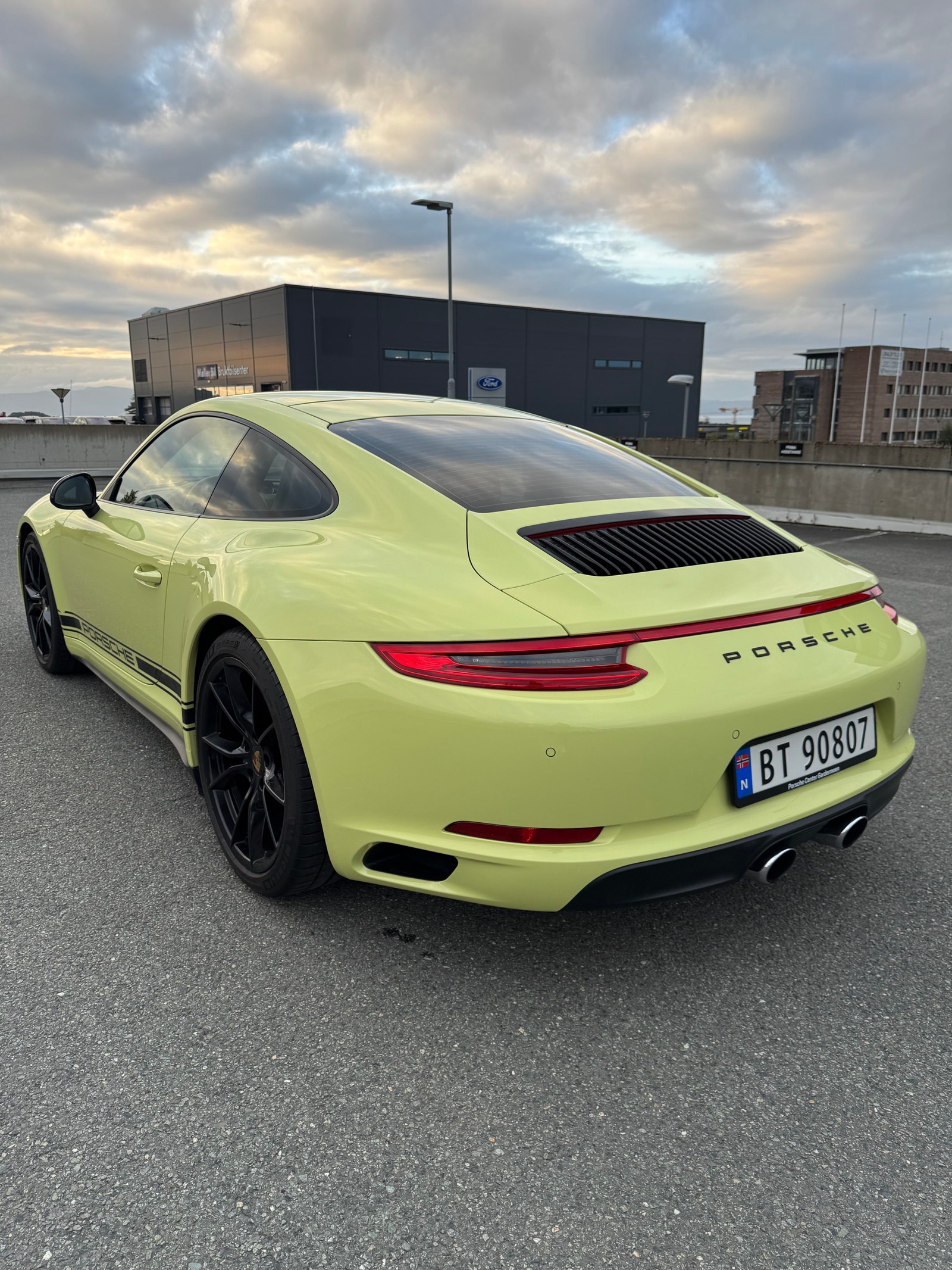 Porsche 911 Carrera 4S PDK, 7-trins, 420ps, 2017