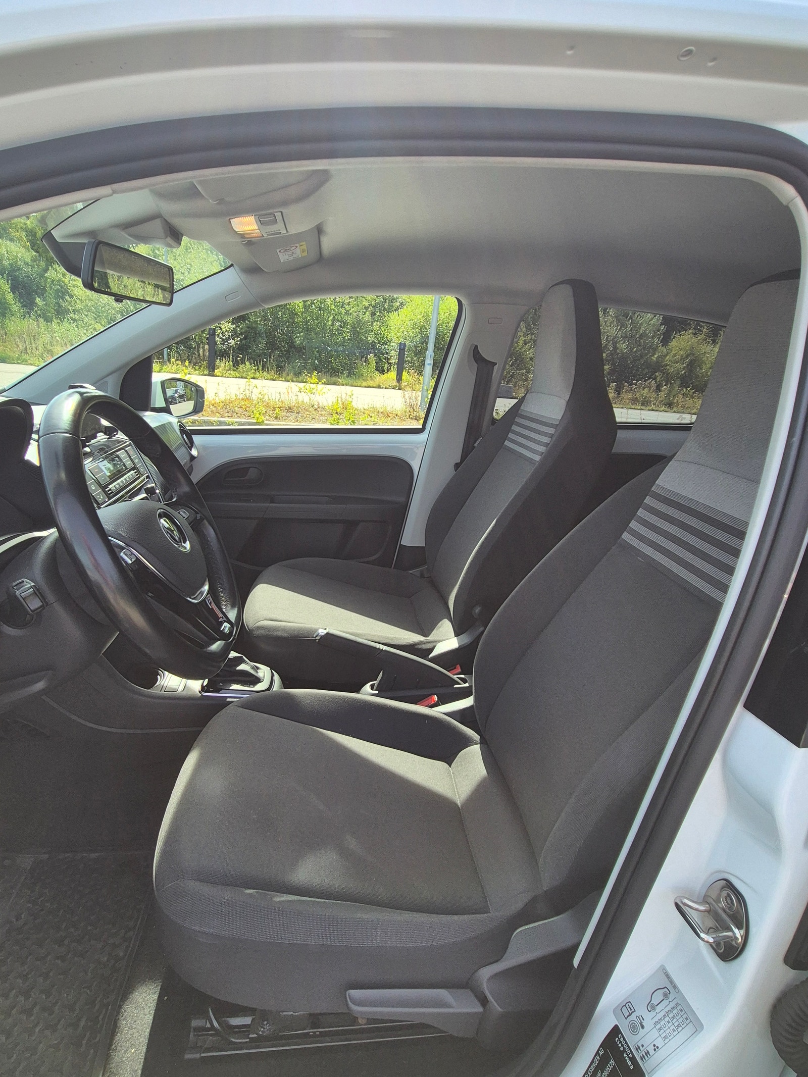 Volkswagen e-up!, 83ps, 2021