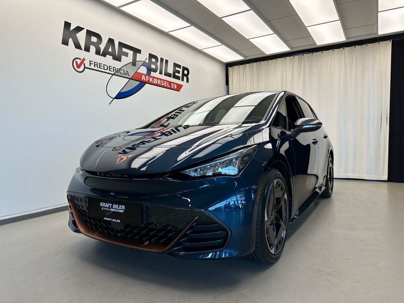CUPRA Born e-boost 77, 231ps, 2025