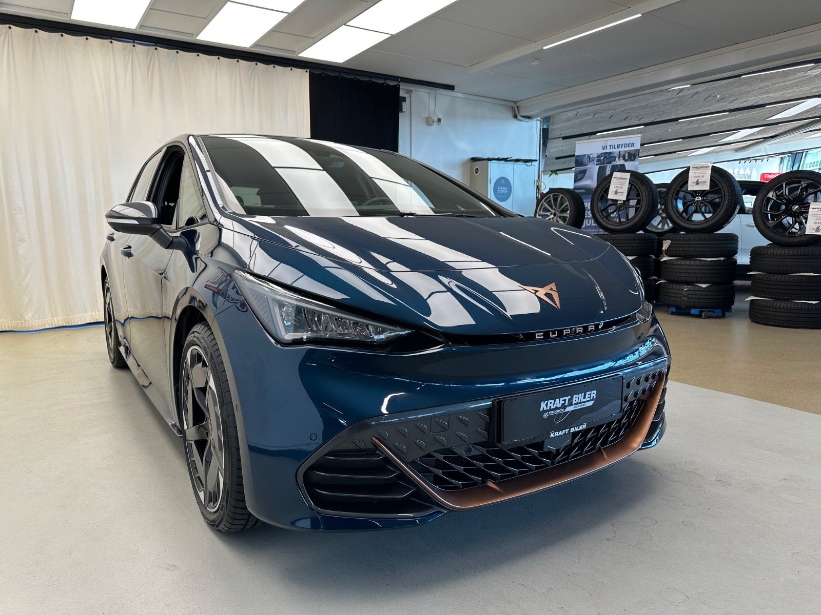 CUPRA Born e-boost 77, 231ps, 2025