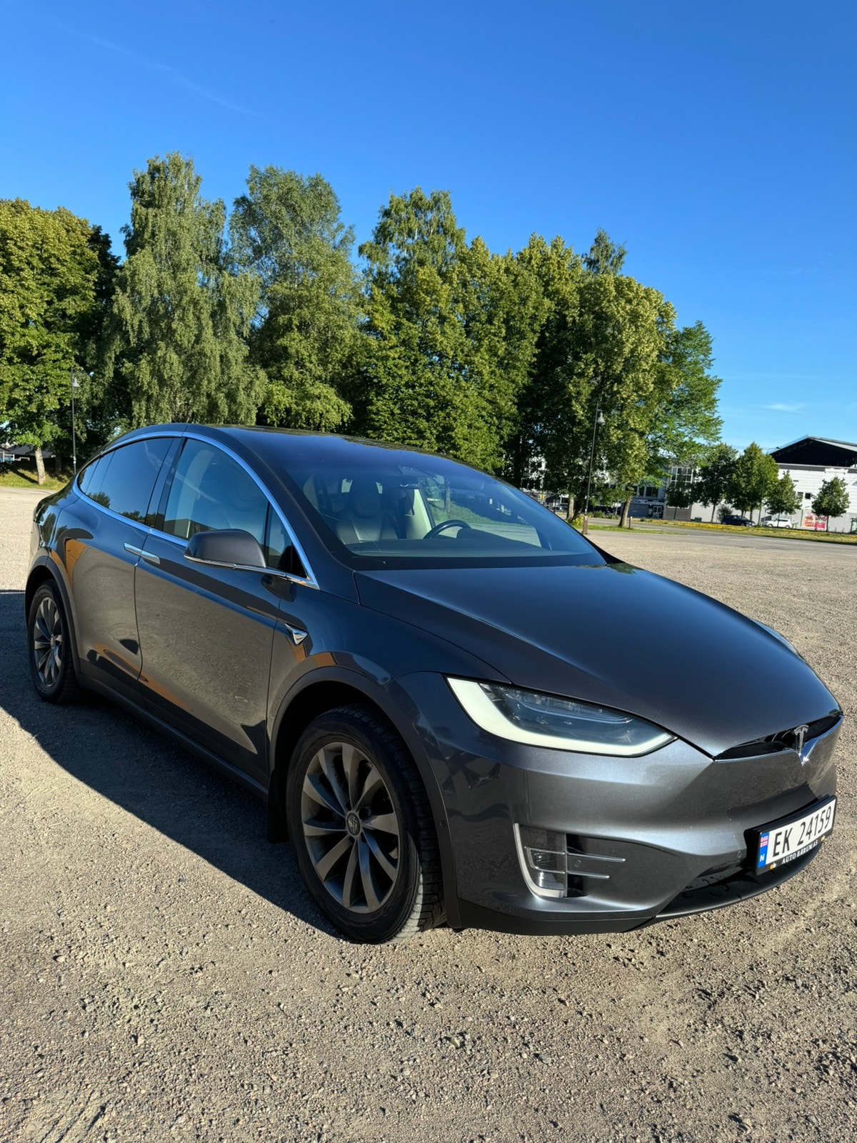 Tesla Model X 90D, 423hp, 2016