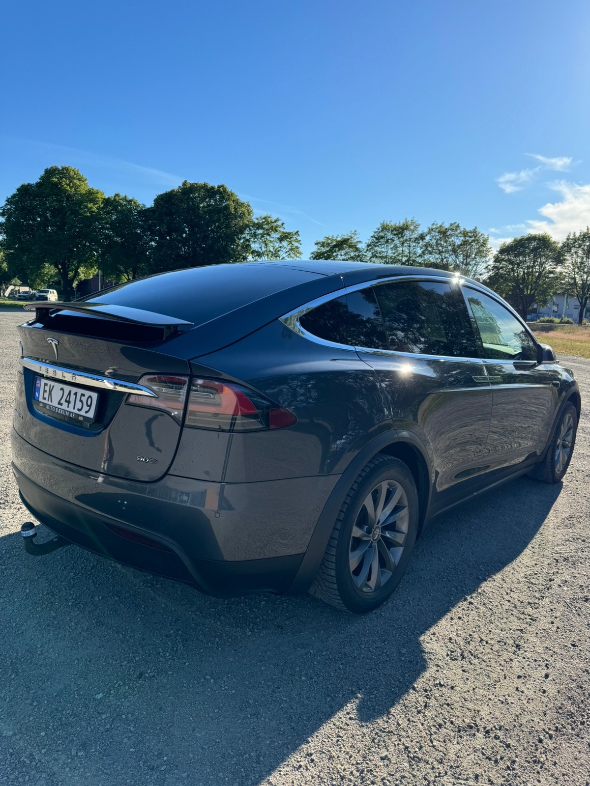 Tesla Model X 90D, 423hp, 2016