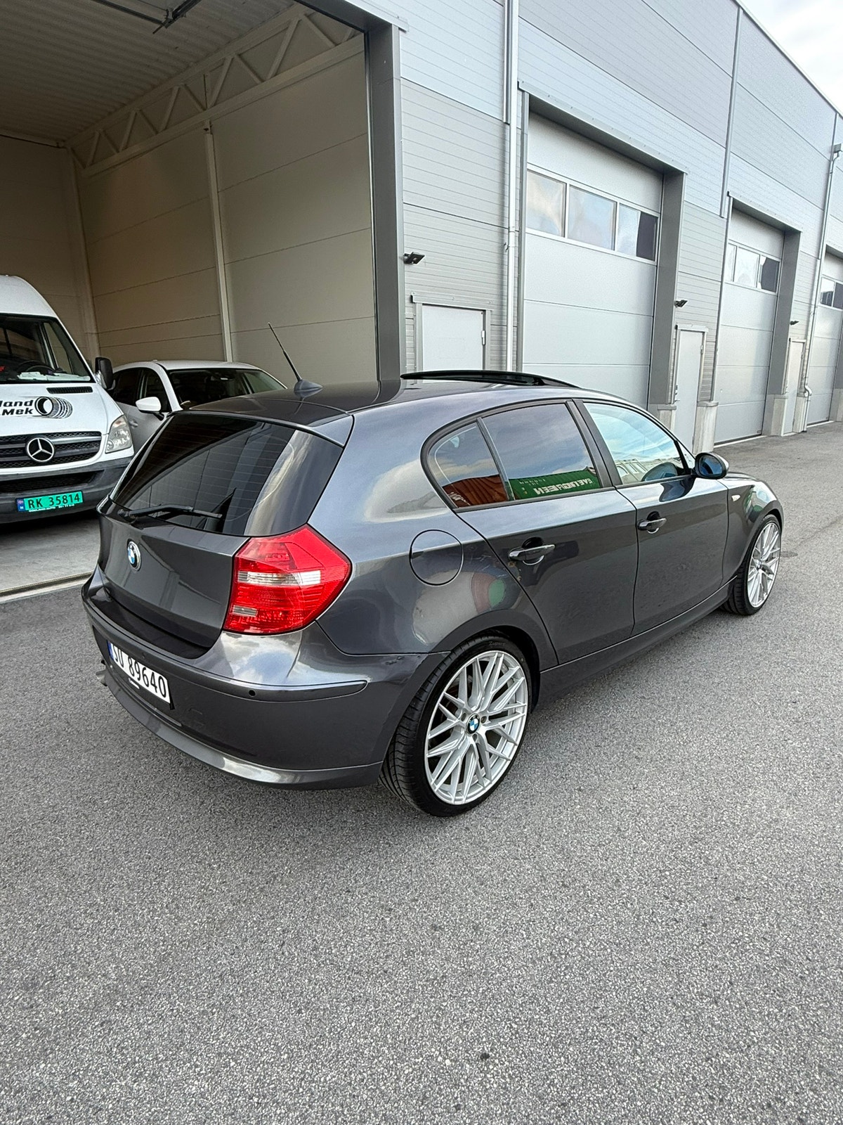BMW 118d 5-door Steptronic, 6-trins, 143ps, 2007