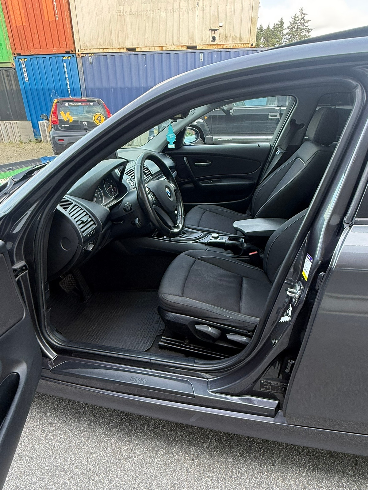 BMW 118d 5-door Steptronic, 6-trins, 143ps, 2007