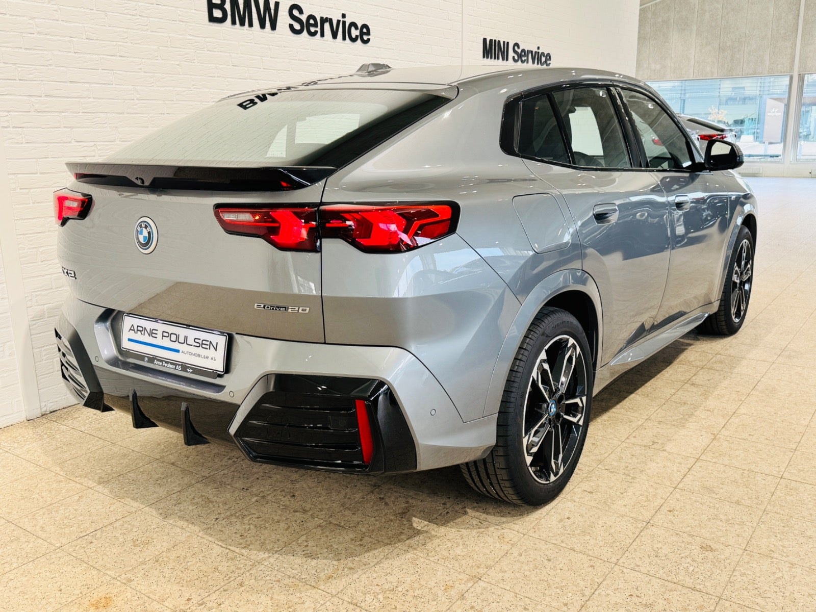 BMW iX2 eDrive20, 204ps, 2025