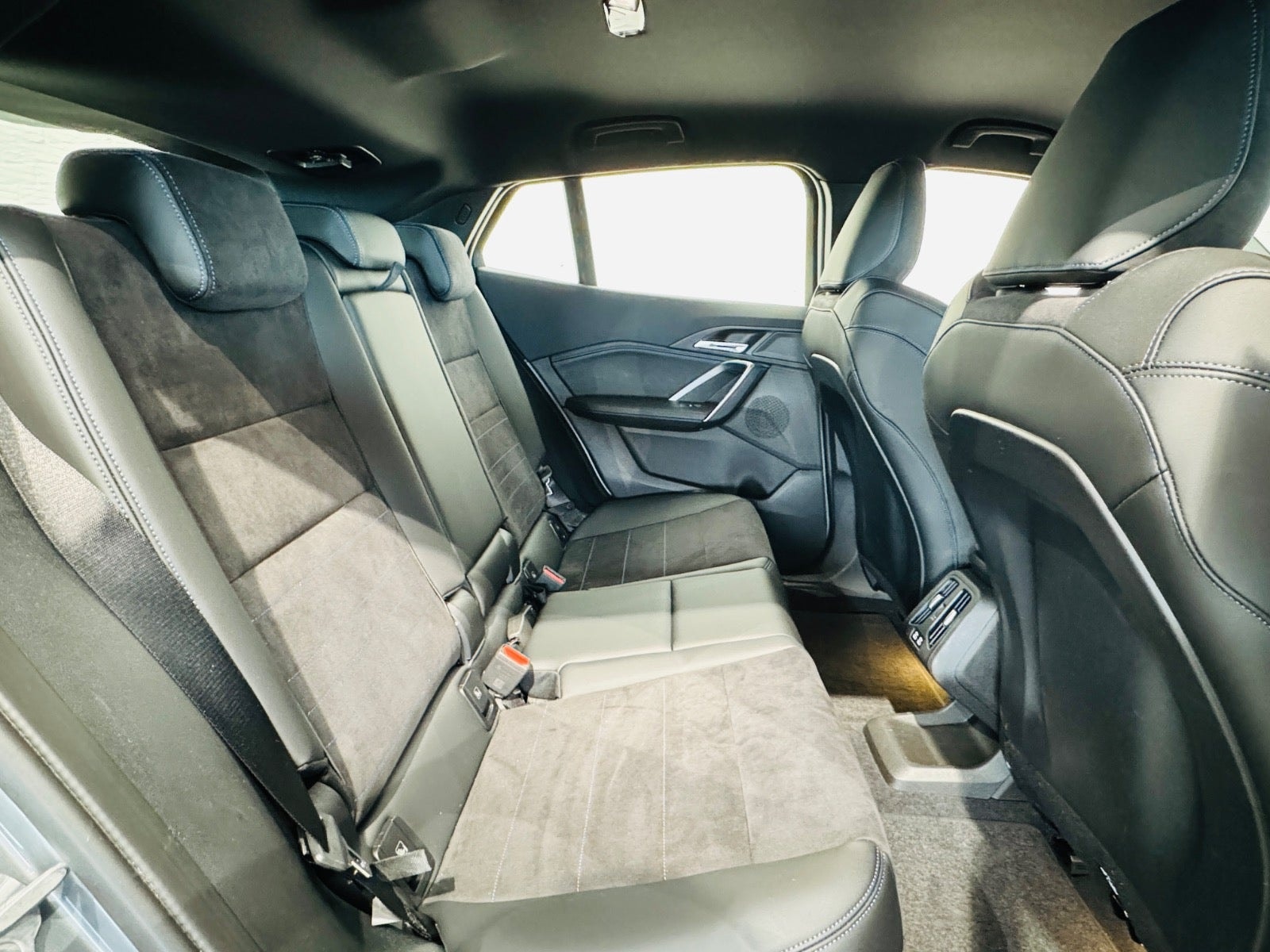 BMW iX2 eDrive20, 204ps, 2025