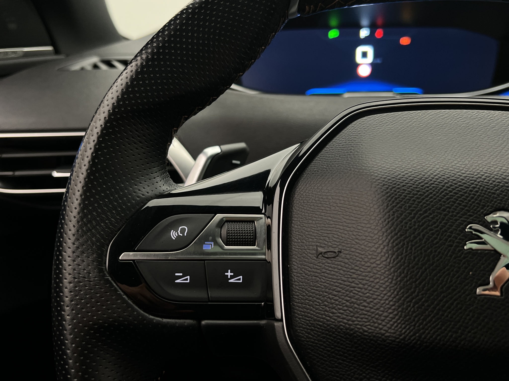 Peugeot 3008 1.6 THP 165 EAT, 165hp, 2018